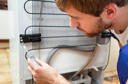 Не работает верхняя камера холодильника Electrolux