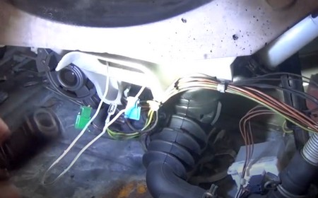 Извлечение посторонних предметов из стиральной машины Electrolux