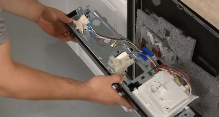 Не работает посудомоечная машина Electrolux