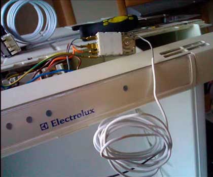 Замена термостата холодильника Electrolux